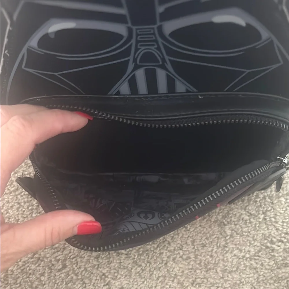 Star Wars Black Loungefly Backpack - Picture 6 of 9
